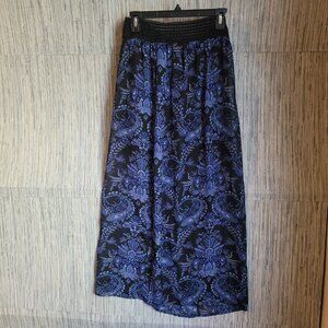 NWOT RNB Rich and Beautiful Blue Black Paisley Print Maxi Skirt Size Medium